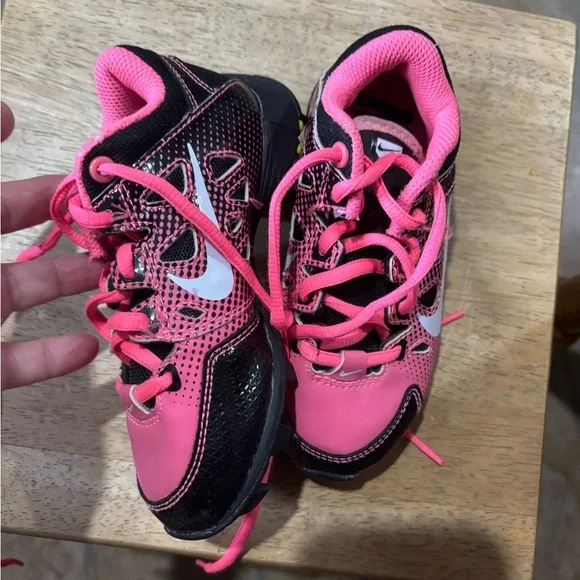 Nike Kids Pink and Black Ball Cleats - Picture 14 of 16